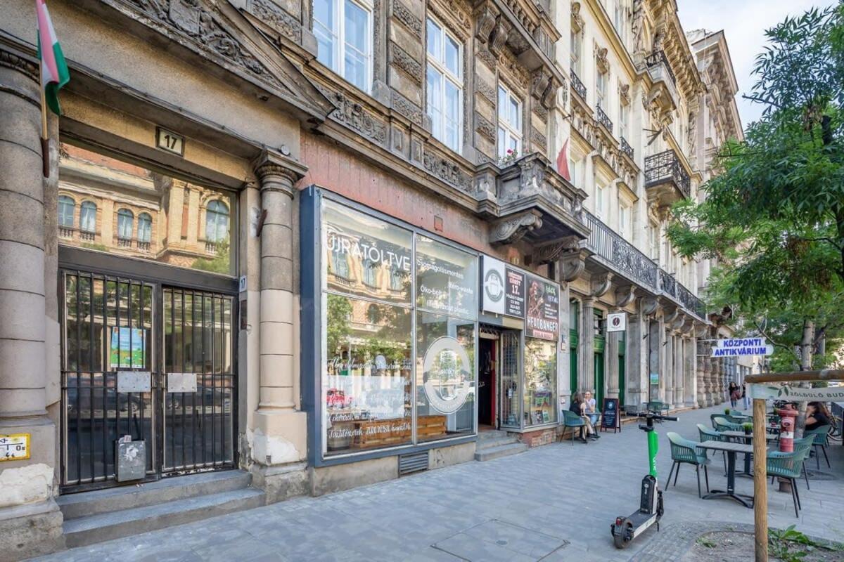 Excellent Location Magnificent Flat Апартаменты Будапешт