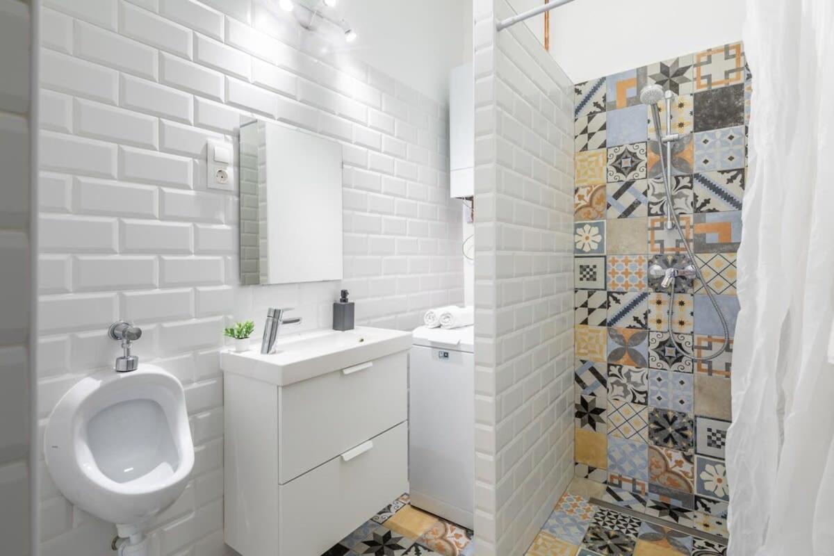 Excellent Location Magnificent Flat Апартаменты Будапешт