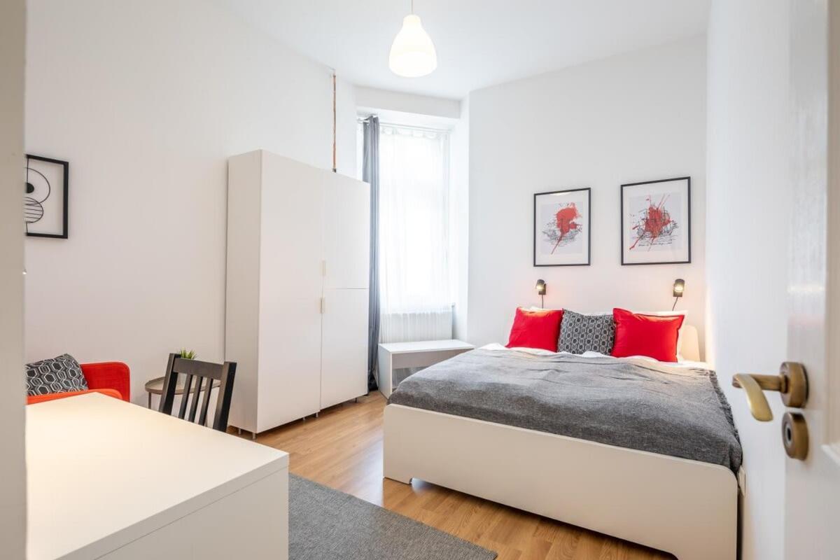 Апартаменты Excellent Location Magnificent Flat